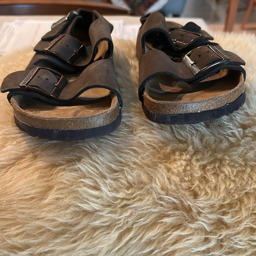 Birkenstock Brown Brush Leather 39 Arizona Sandals. - Picture 6 of 10